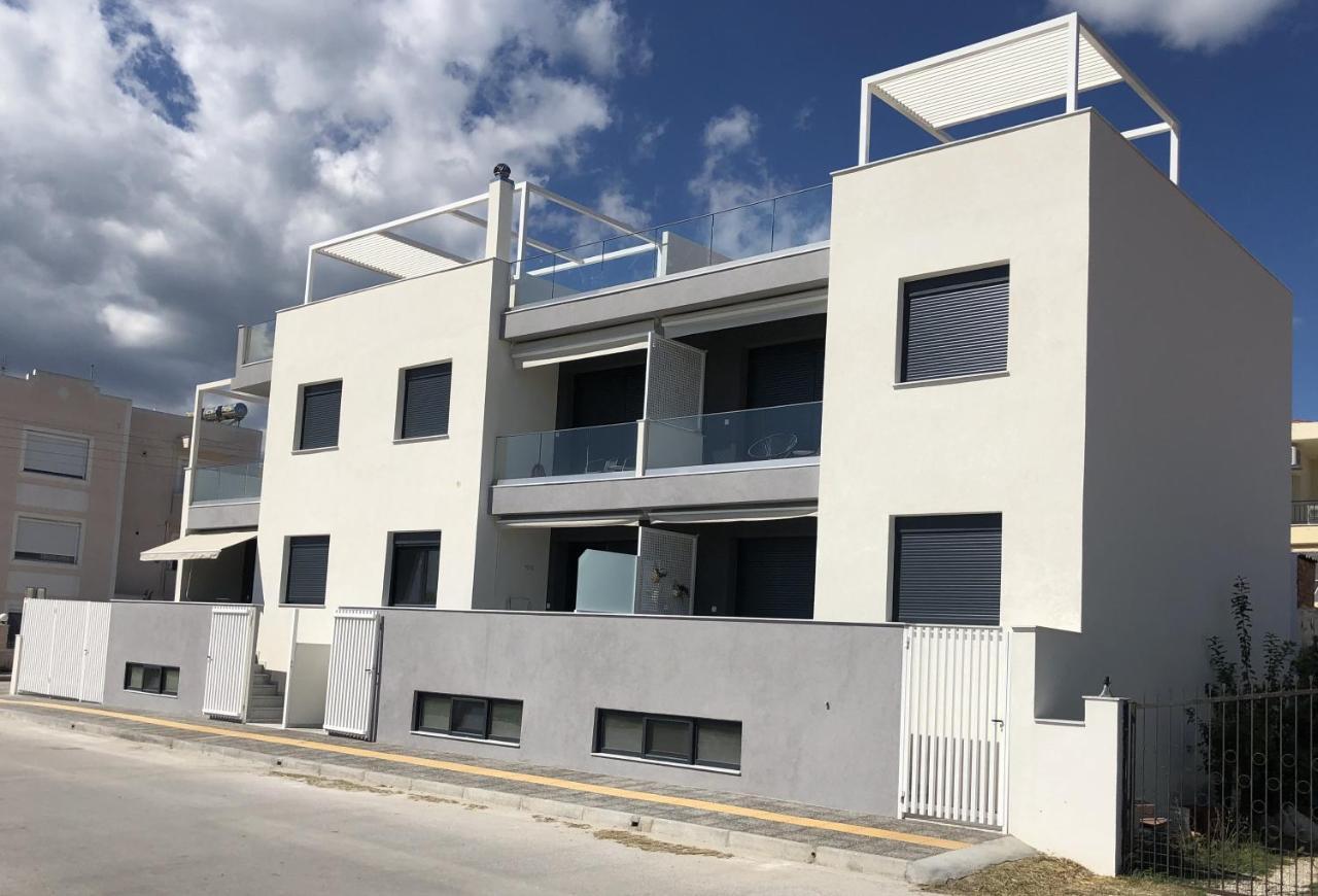 Thalassa Apartment Nea Peramos  Exterior photo